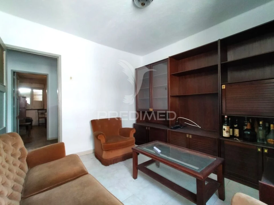 Apartamento T4 para Venda em Alvalade Foto 17