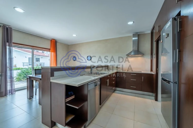 Moradia T3 para Venda em Lagares e Figueira Foto 8