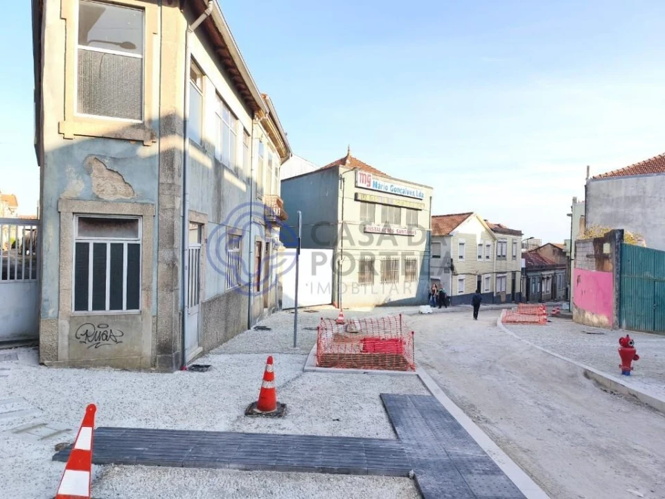 Armazém para Venda em Campanhã Foto 6