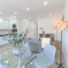 Apartamento T3 para Venda em Benfica