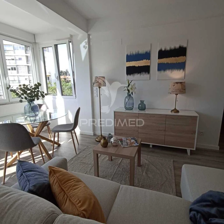 Apartamento T3 para Venda em Benfica Foto 10