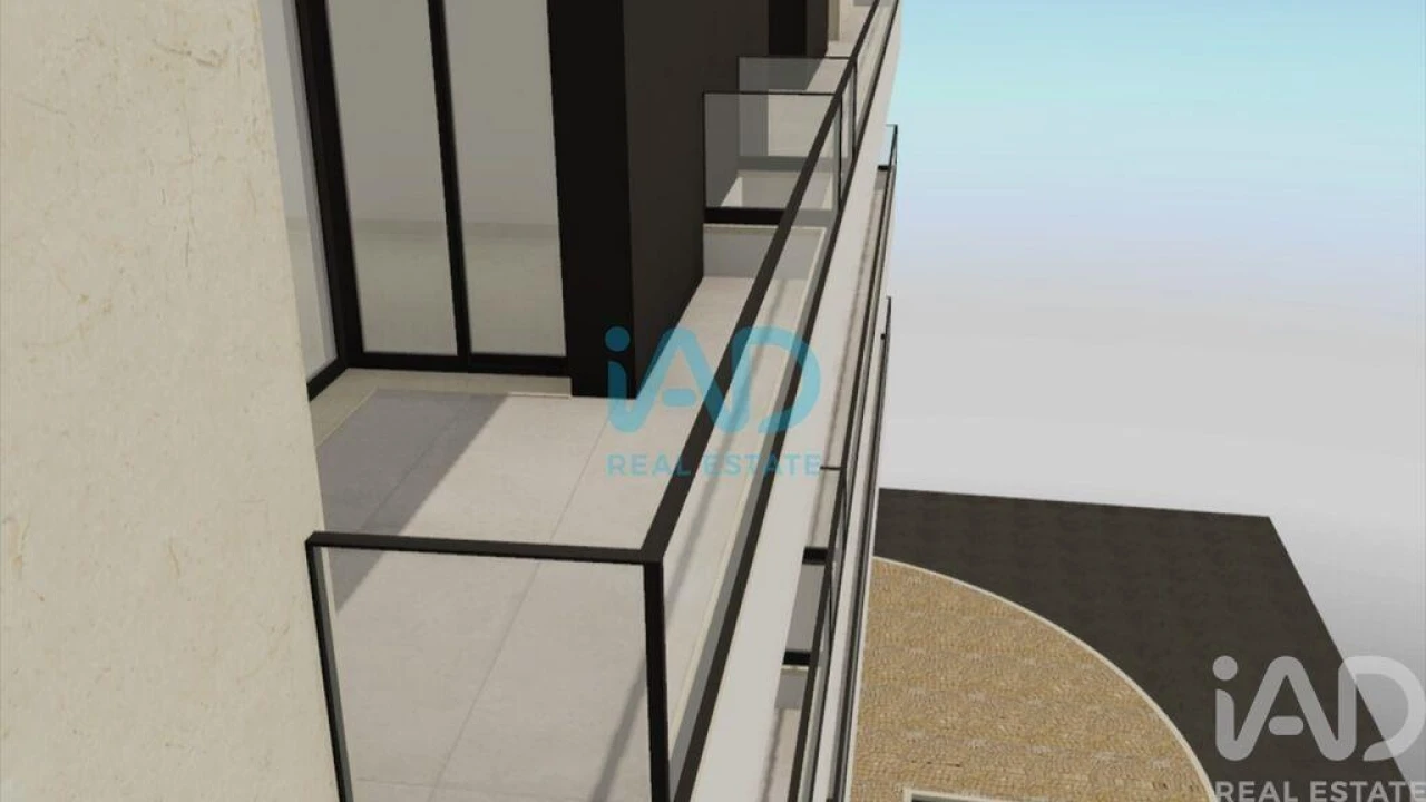Apartamento T2 para Venda em Quelfes Foto 15
