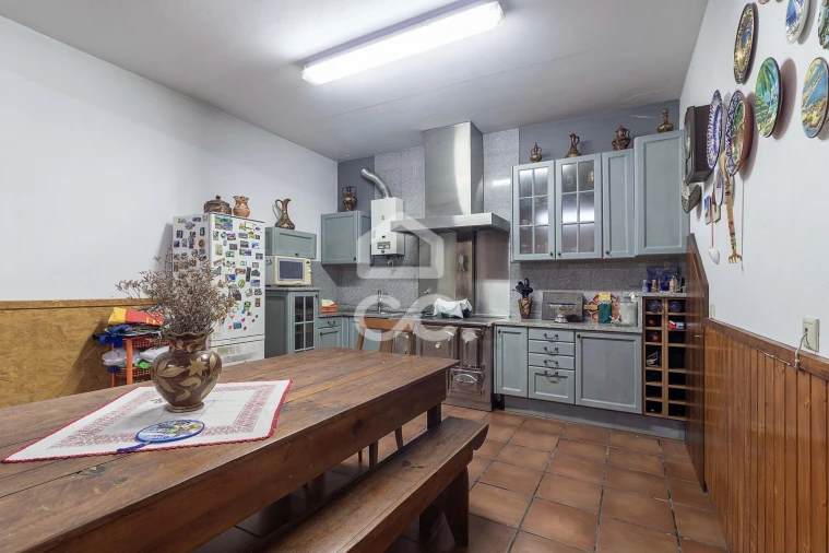 Moradia T3 para Venda em Selho (São Jorge) Foto 36