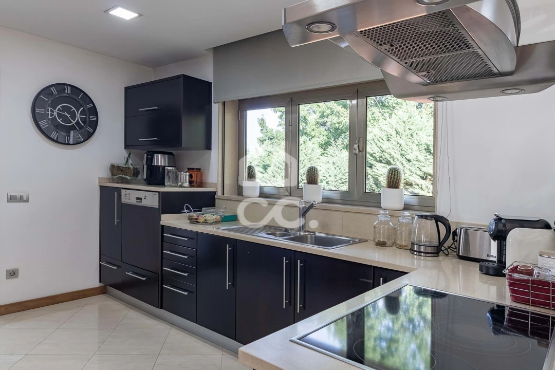 Moradia T3 para Venda em Selho (São Jorge) Foto 10