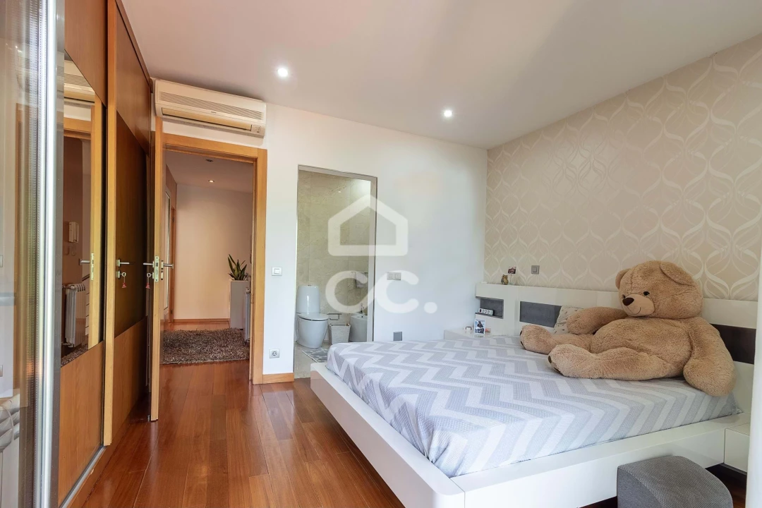 Moradia T3 para Venda em Selho (São Jorge) Foto 28