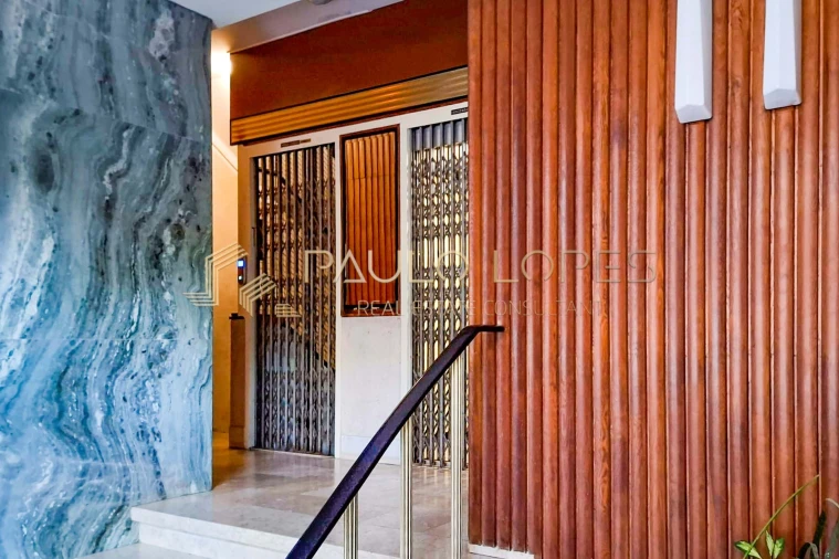 Apartamento T3 para Venda em São Domingos de Benfica Foto 2