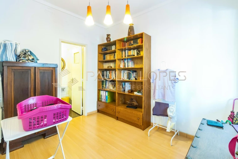 Apartamento T3 para Venda em São Domingos de Benfica Foto 9