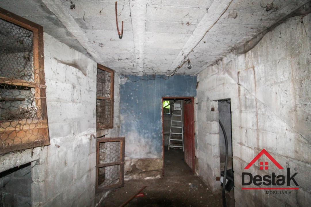 Moradia T3 para Venda em Sul Foto 29