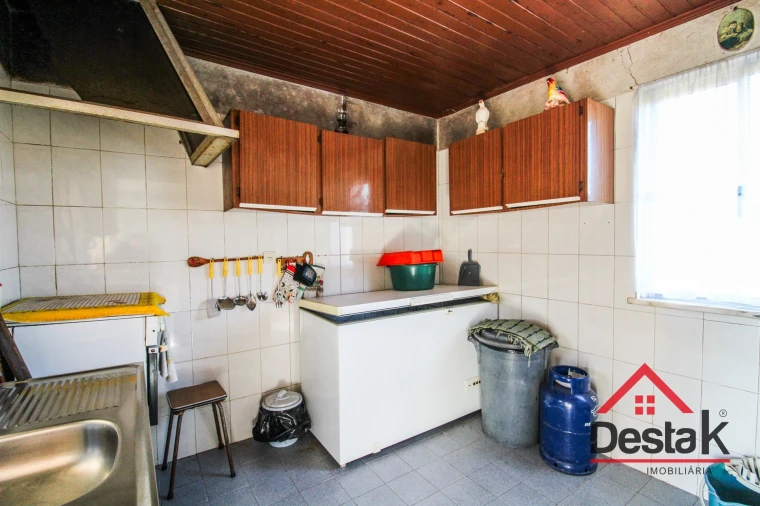 Moradia T3 para Venda em Sul Foto 4