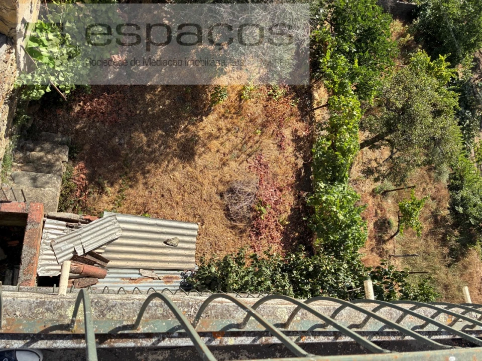 Moradia T4 para Venda em Silvares Foto 7