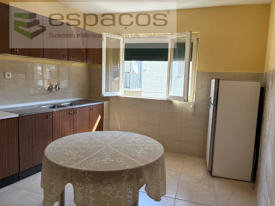 Moradia T4 para Venda em Silvares Foto 1