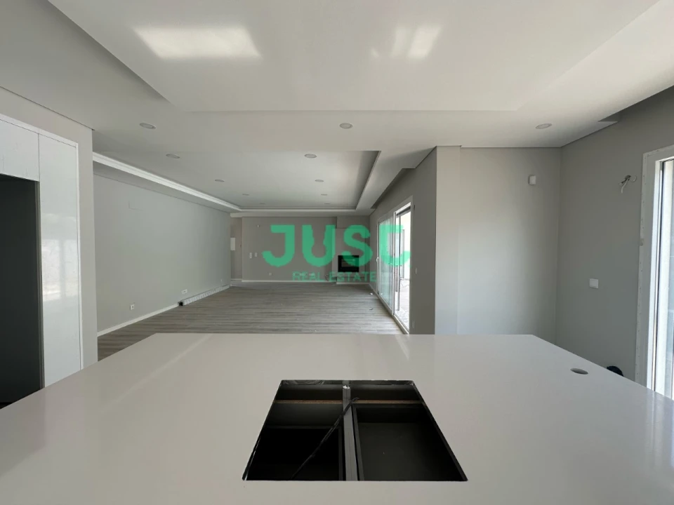 Moradia T4 para Venda em Azeitão (São Lourenço e São Simão) Foto 11