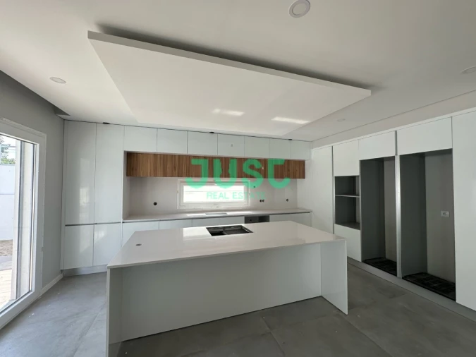 Moradia T4 para Venda em Azeitão (São Lourenço e São Simão) Foto 12