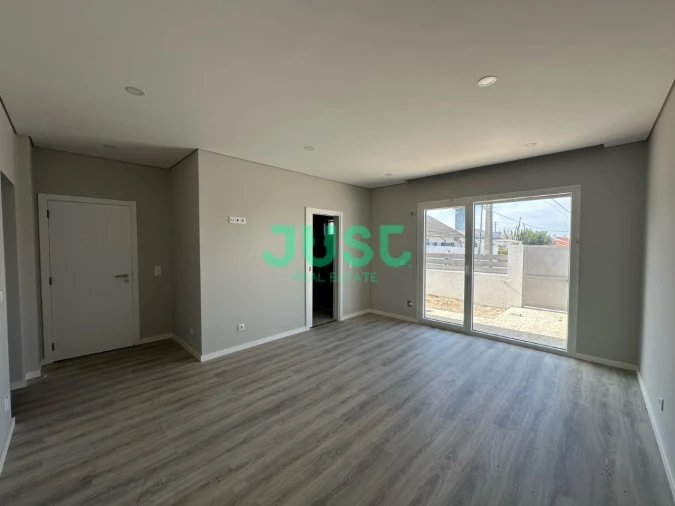 Moradia T4 para Venda em Azeitão (São Lourenço e São Simão) Foto 17