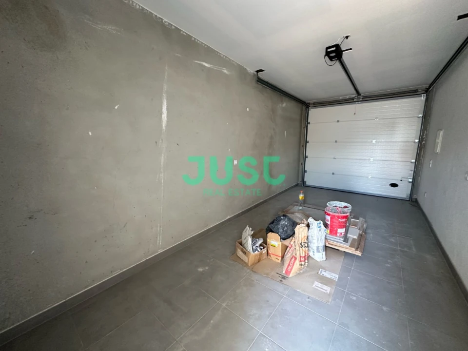 Moradia T4 para Venda em Azeitão (São Lourenço e São Simão) Foto 35