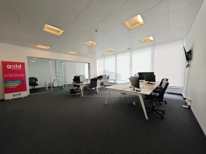 Escritório para Arrendamento em Odivelas Foto 15