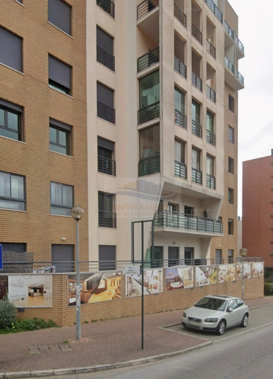 Loja para Venda em Odivelas Foto 2