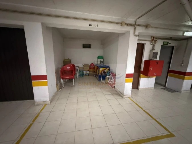 Negócio para Venda em Falagueira-Venda Nova Foto 6