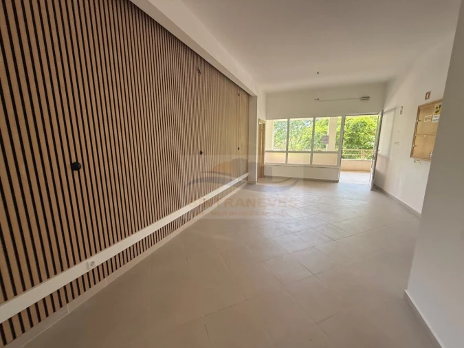 Loja para Venda em Falagueira-Venda Nova Foto 10