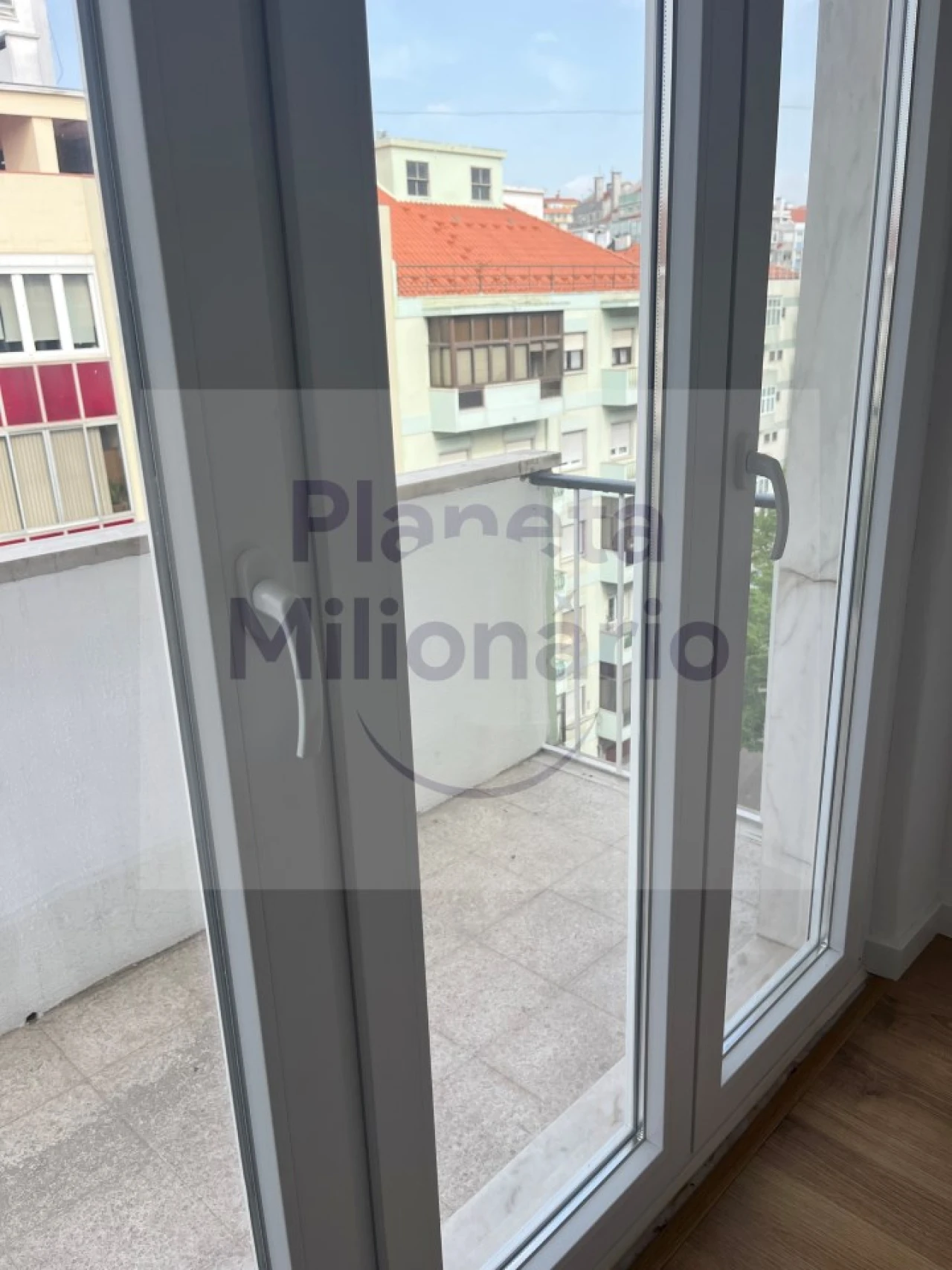 Apartamento T3 para Venda em Benfica Foto 11