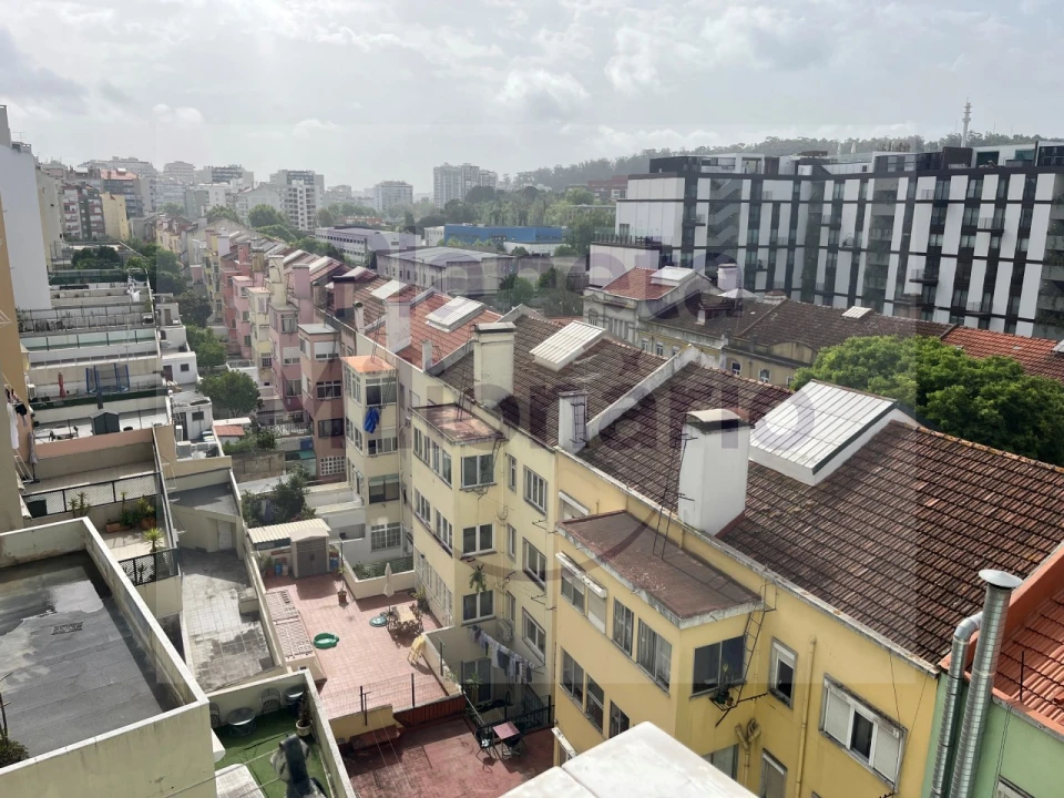 Apartamento T3 para Venda em Benfica Foto 12