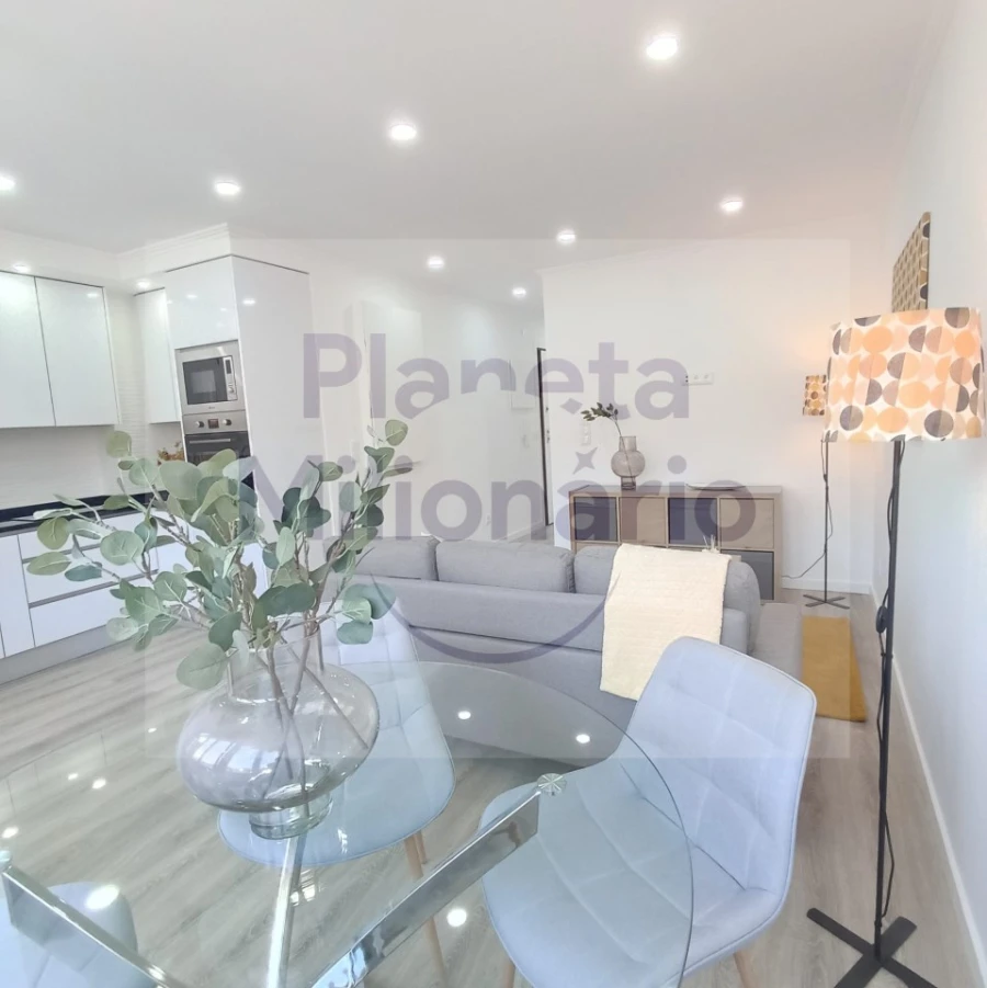 Apartamento T3 para Venda em Benfica Foto 10