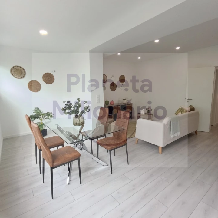 Apartamento T3 para Venda em Benfica Foto 9