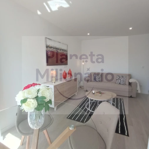Apartamento T3 para Venda em Benfica Foto 4