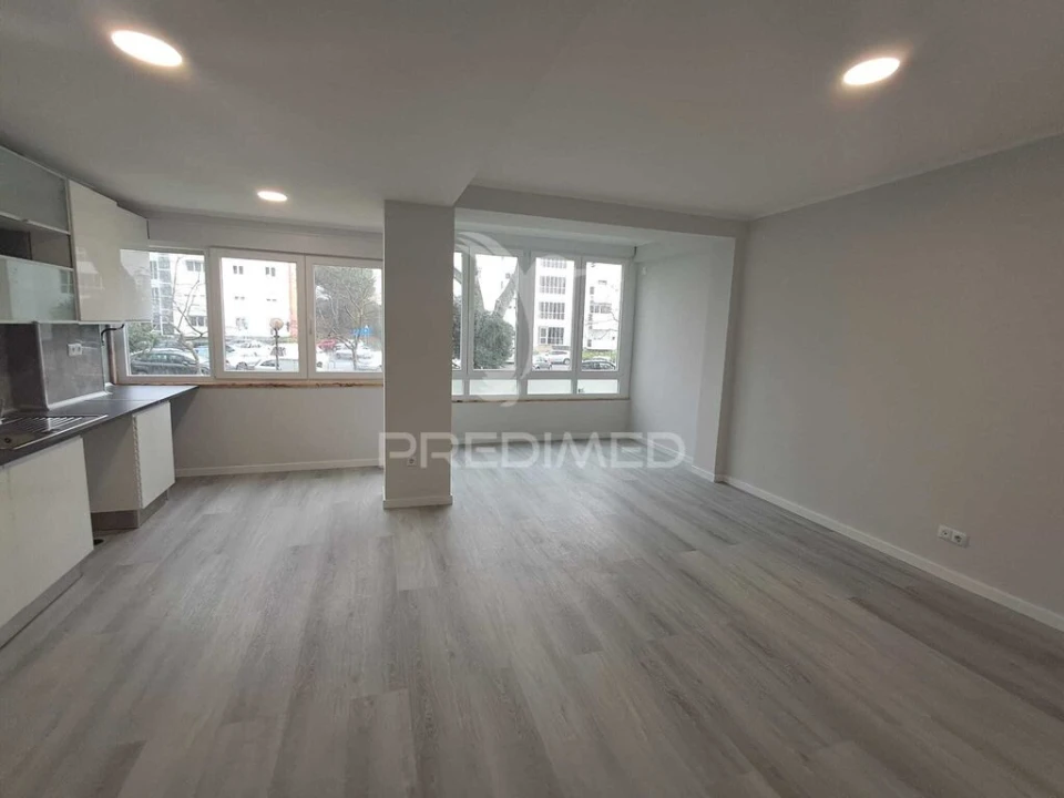 Apartamento T2 para Venda em Oeiras e São Julião da Barra, Paço de Arcos e Caxias Foto 6