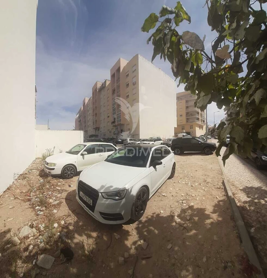 Terreno para Venda em Setubal (São Sebastião) Foto 6