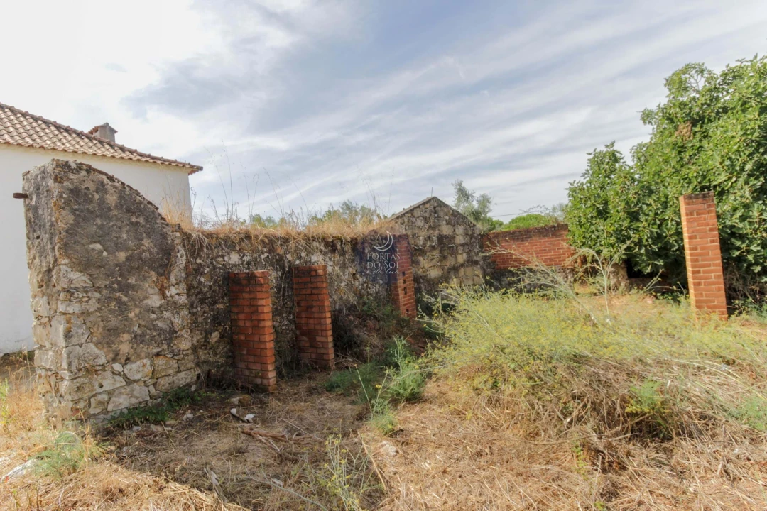 Moradia T4 para Venda em Almoster Foto 23