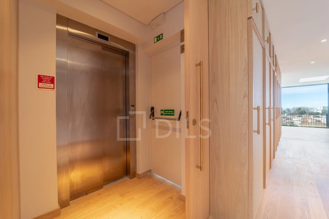 Apartamento T2 para Arrendamento em Ramalde Foto 41
