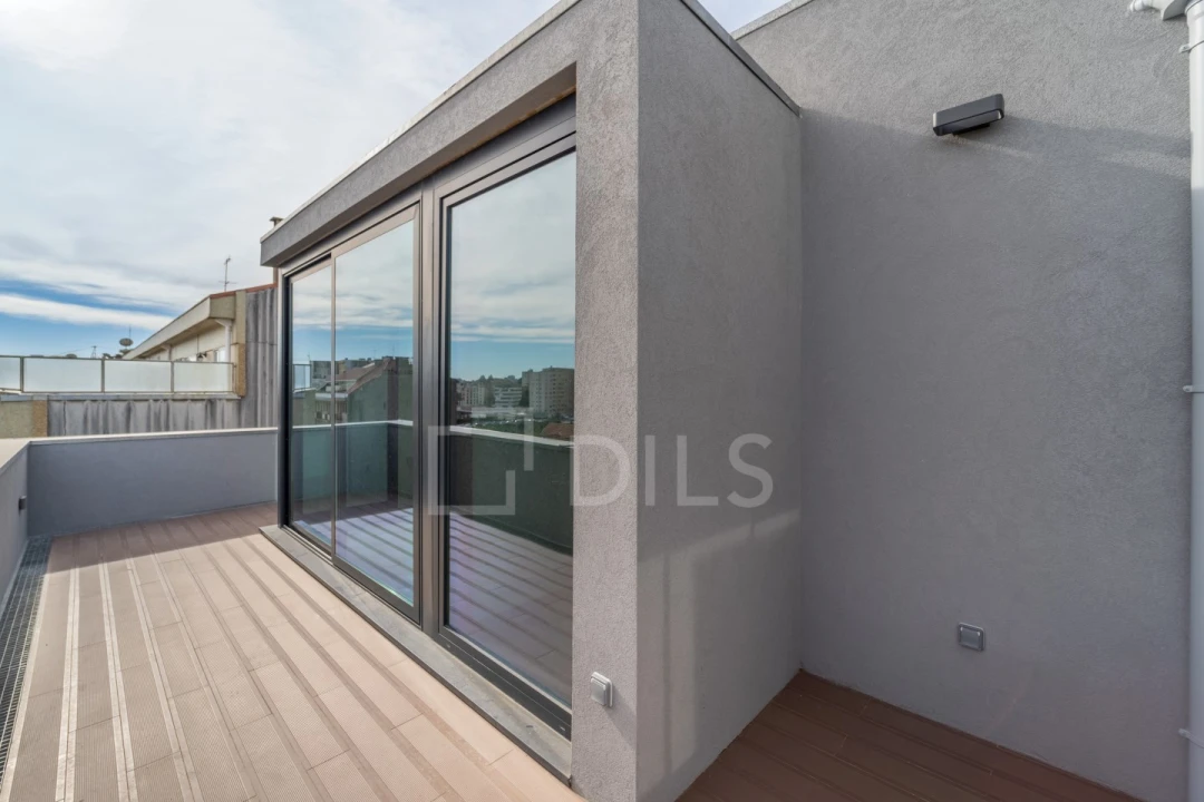 Apartamento T2 para Arrendamento em Ramalde Foto 22