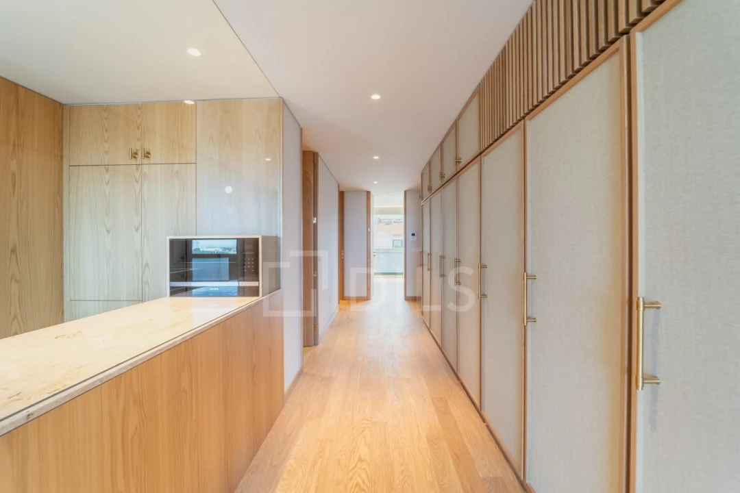 Apartamento T2 para Arrendamento em Ramalde Foto 28