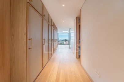 Apartamento T2 para Arrendamento em Ramalde