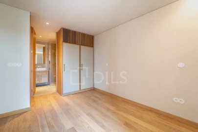 Apartamento T2 para Arrendamento em Ramalde