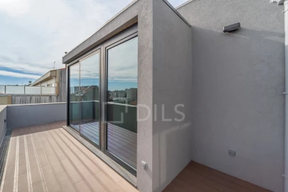 Apartamento T2 para Arrendamento em Ramalde