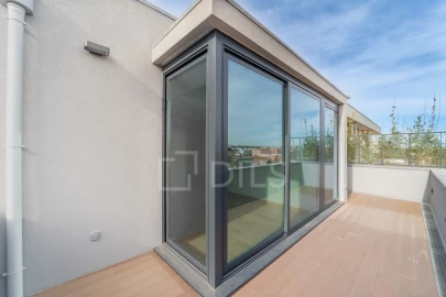 Apartamento T2 para Arrendamento em Ramalde