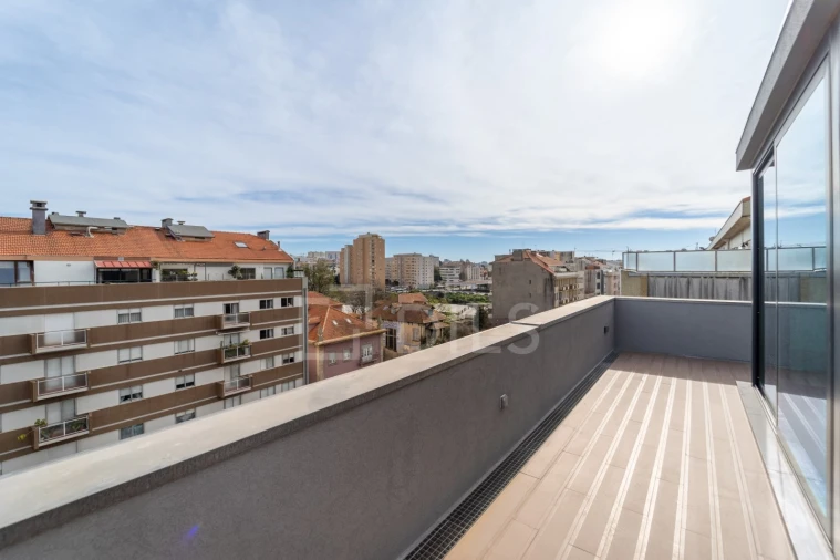 Apartamento T2 para Arrendamento em Ramalde Foto 21
