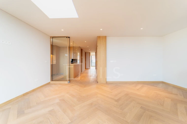 Apartamento T2 para Arrendamento em Ramalde Foto 6