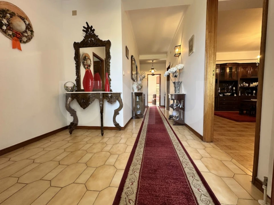 Moradia T5 para Venda em Tortosendo Foto 7