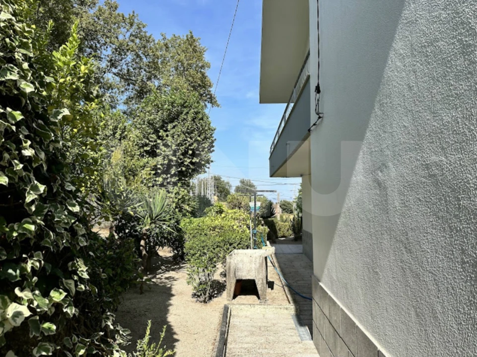 Moradia T5 para Venda em Tortosendo Foto 61