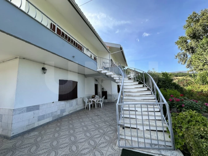 Moradia T5 para Venda em Tortosendo Foto 4