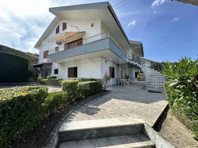 Moradia T5 para Venda em Tortosendo Foto 41