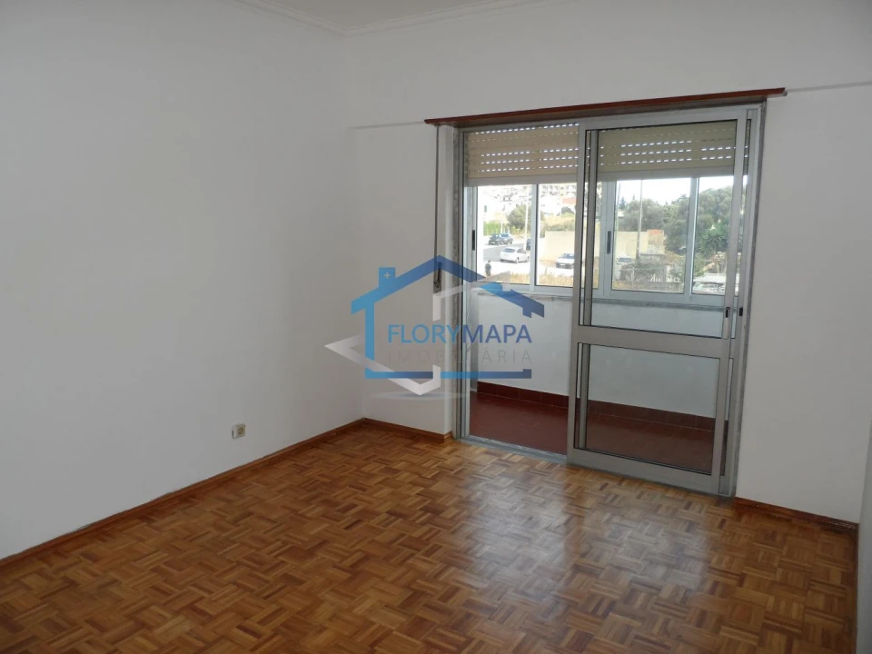 Apartamento T1 para Venda em Alcabideche Foto 16