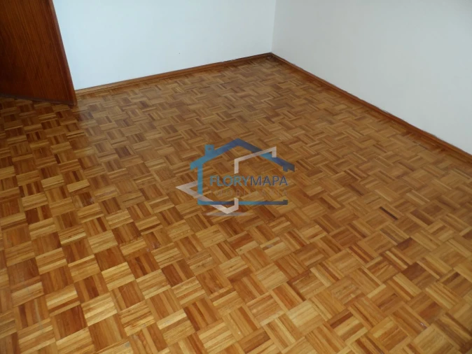 Apartamento T1 para Venda em Alcabideche Foto 17