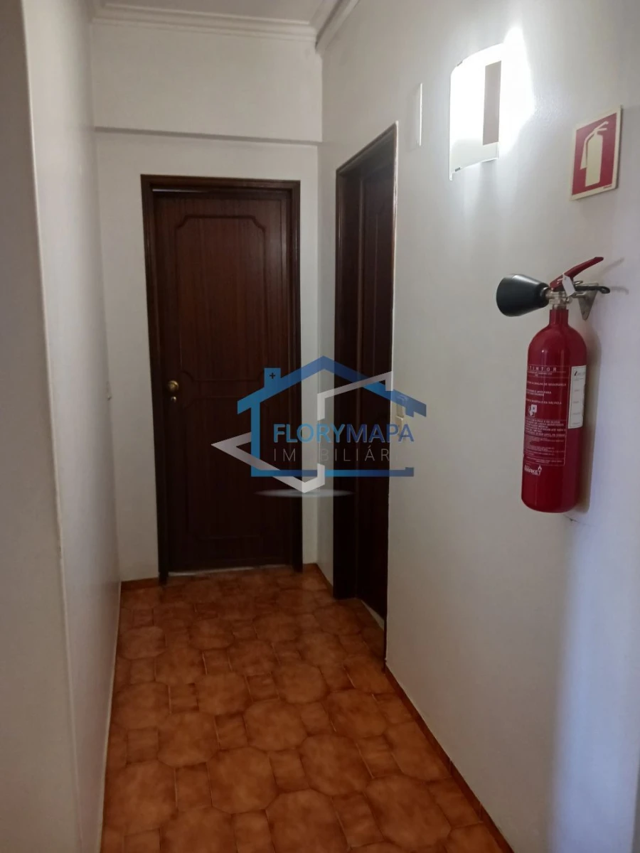 Apartamento T1 para Venda em Alcabideche Foto 19