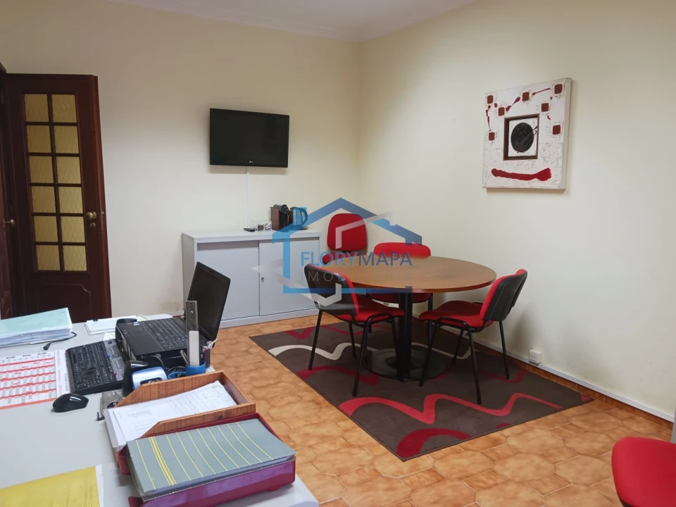 Apartamento T1 para Venda em Alcabideche Foto 8