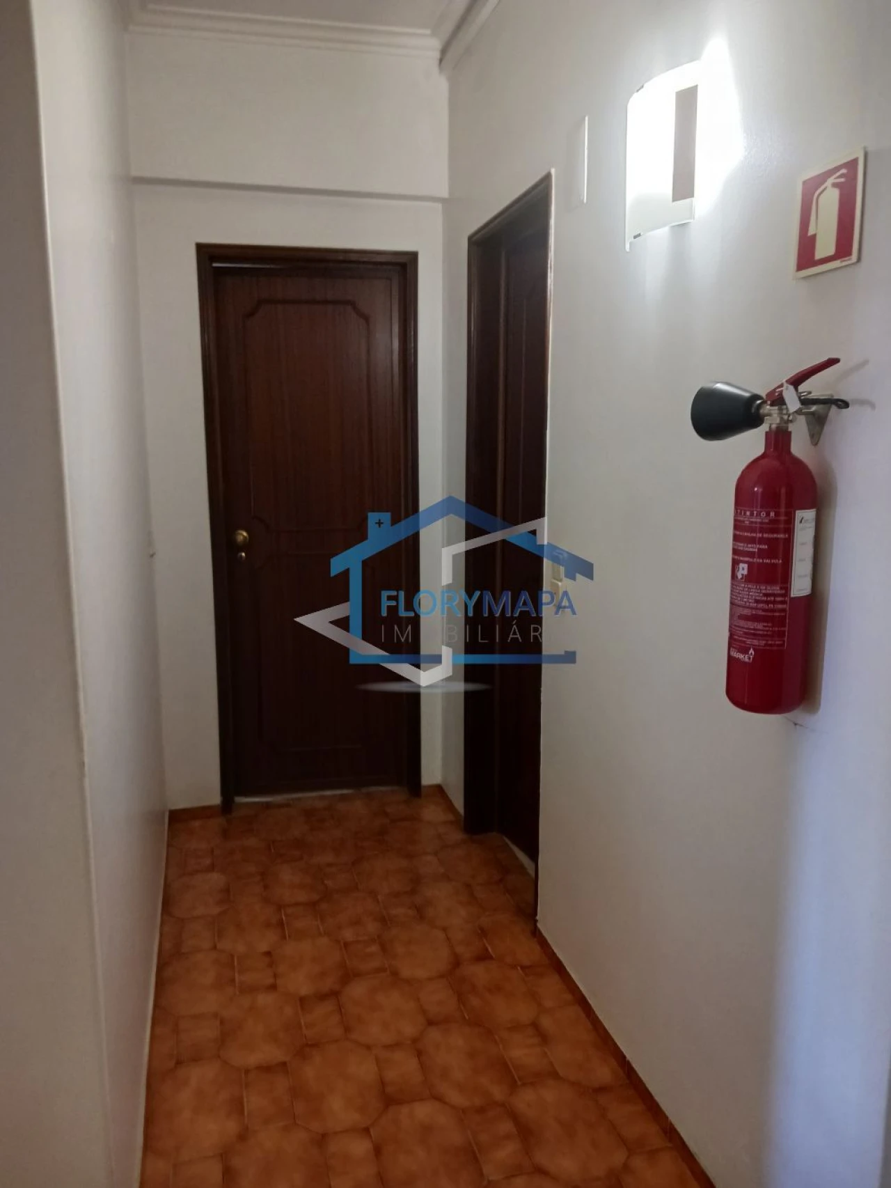 Apartamento T1 para Venda em Alcabideche Foto 19