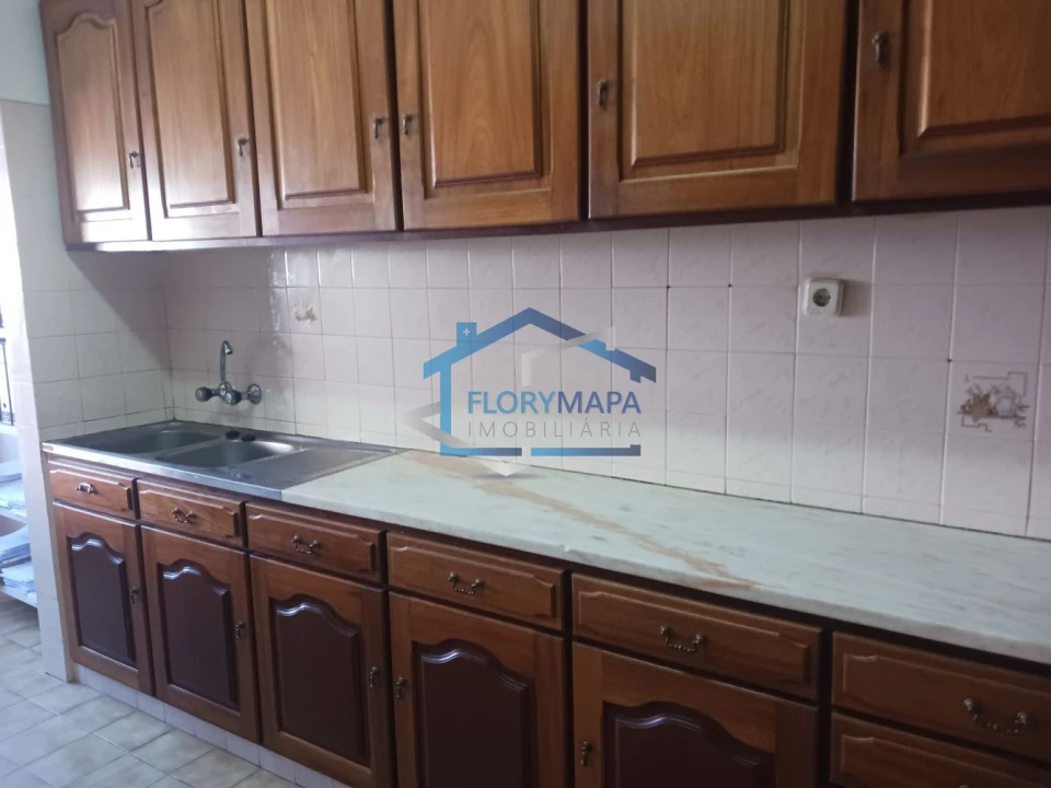 Apartamento T1 para Venda em Alcabideche Foto 9